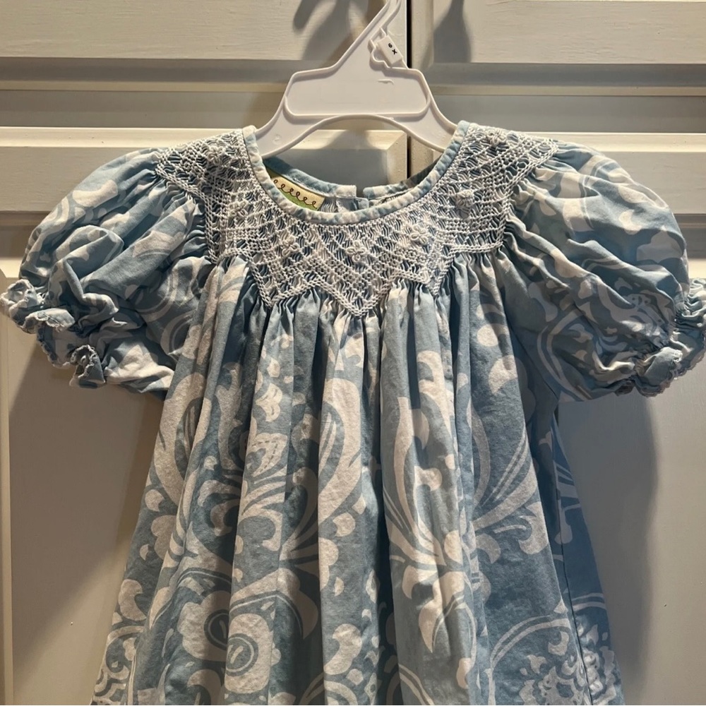La’ Za Me Smocked Light Blue Damask Design Dress Size 4